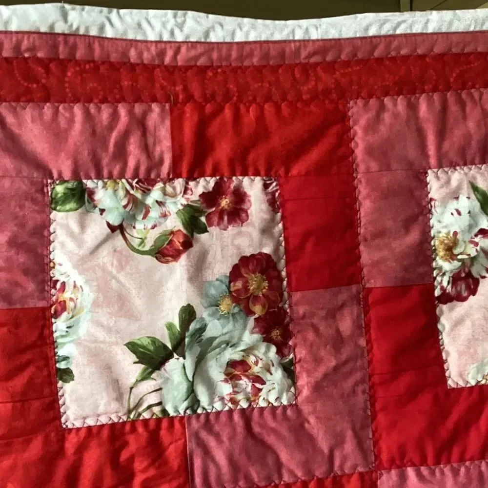 NWT. Floral Red and Pink Peonies Hand Crafted Quilt